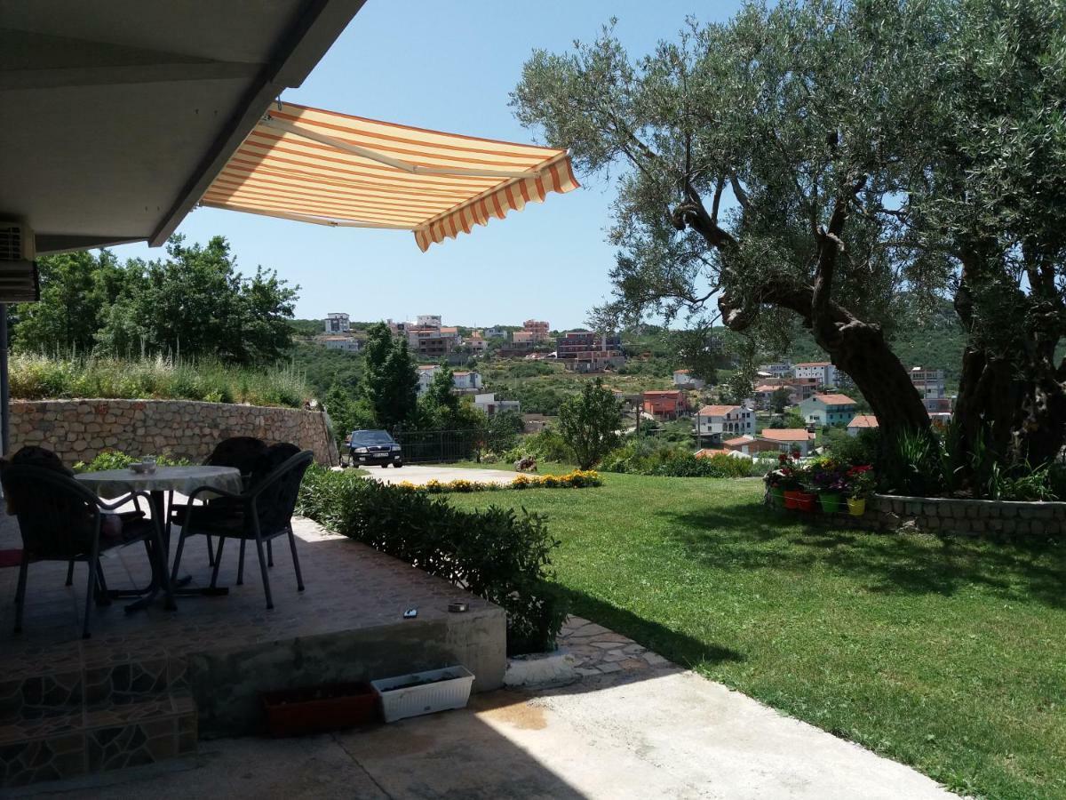 Zelena Maslina Villa บาร์ ภายนอก รูปภาพ