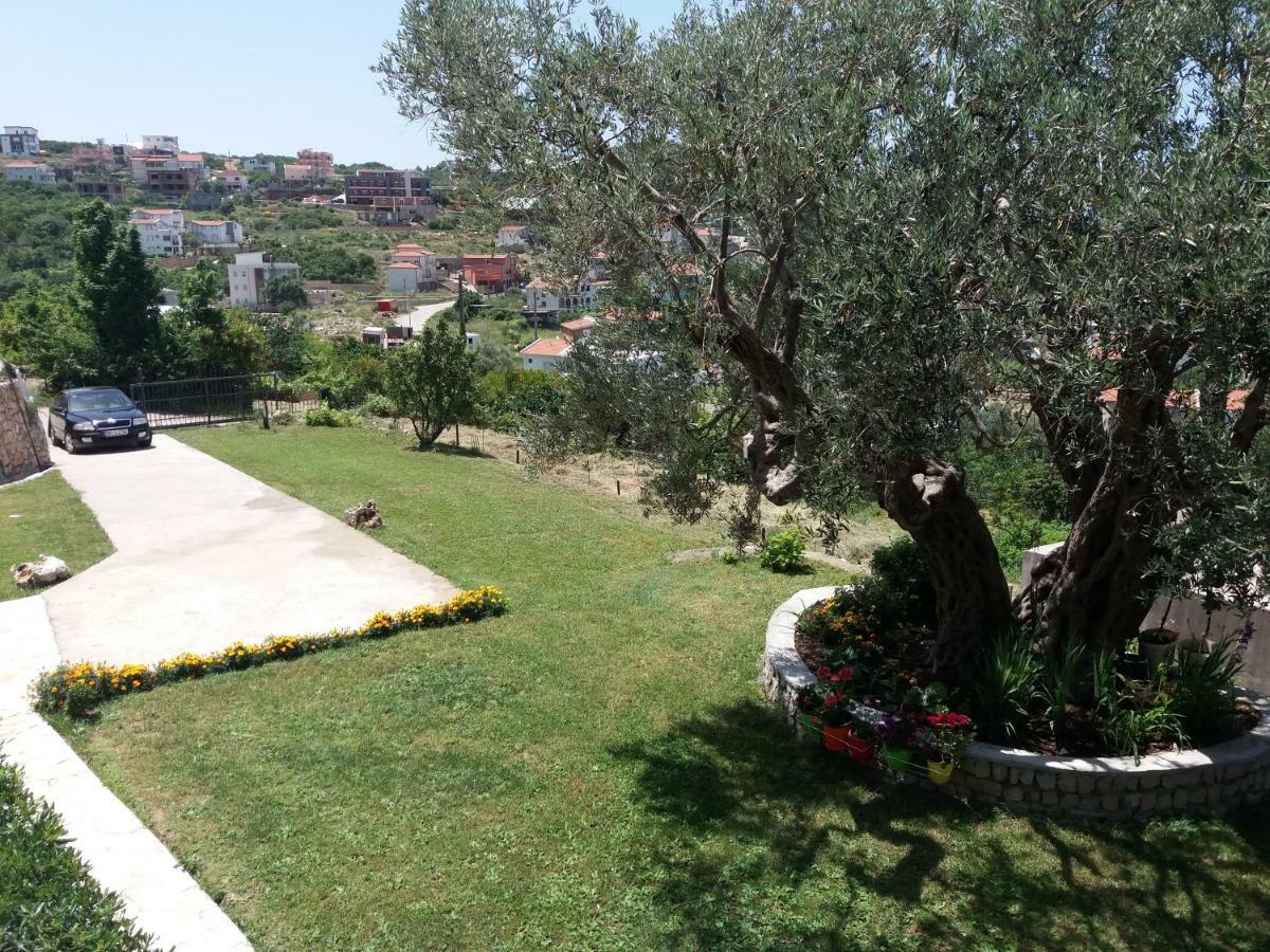 Zelena Maslina Villa บาร์ ภายนอก รูปภาพ