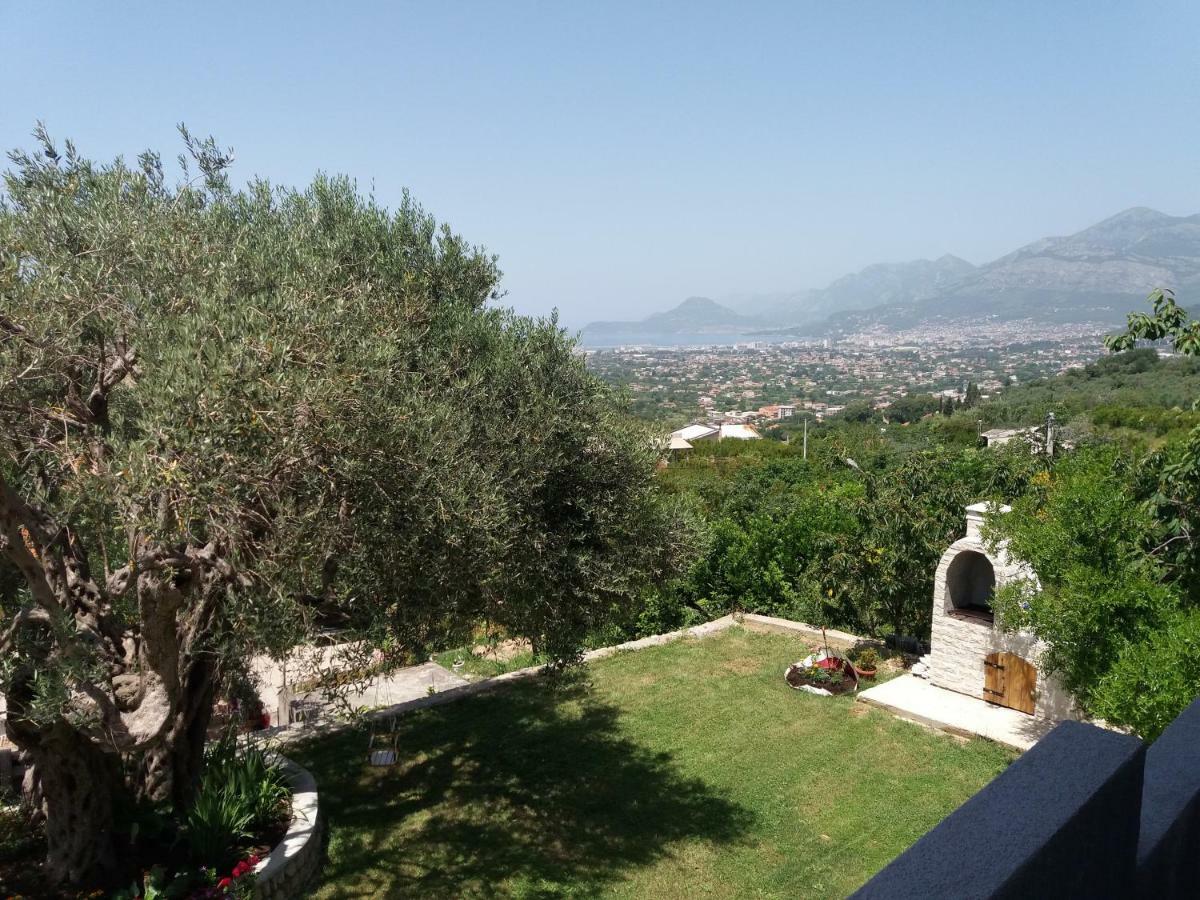 Zelena Maslina Villa บาร์ ภายนอก รูปภาพ